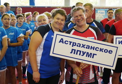 Работники Астраханского филиала увезли из Рыздвяного золотые медали. Фото Андрея Тыльчака