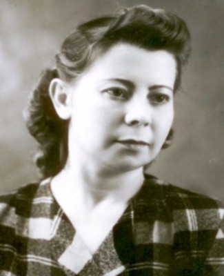 Роза Захаровна КАРЮХИНА (ХАРЧЕНКО) (род. в 1926 году)
