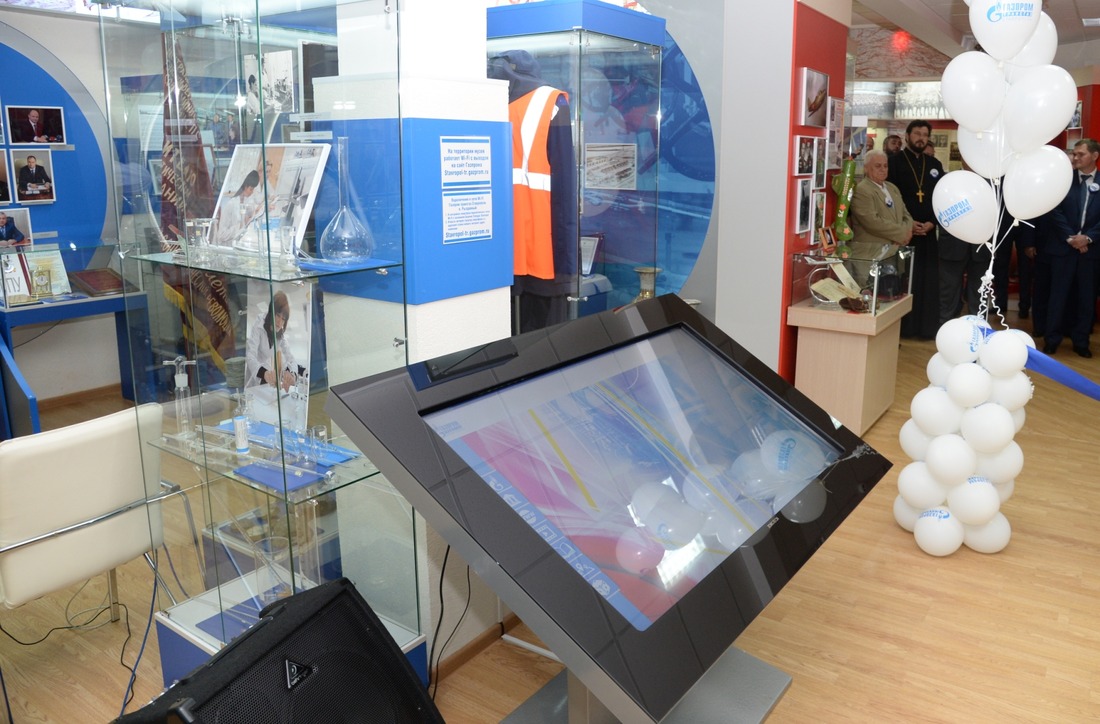 Новая интерактивная сенсорная панель в выставочном зале ООО "Газпром трансгаз Ставрополь"
