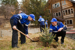 Экологический марафон "Посади дерево" в Управлении аварийно-восстановительных работ