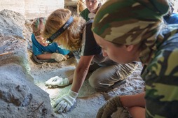 В раскопках участвовали более 60 поисковиках. Фото пресс-службы астраханской общественной организации по патриотическому, правовому и физическому развитию молодежи