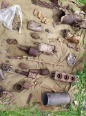 Найденные военные артефакты. Фото Николая Буняева