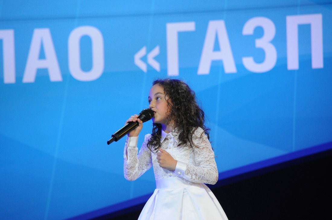 Оксана Заикина с лиричной песней о музыке.