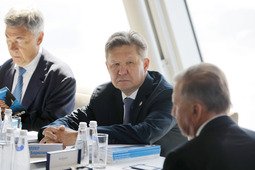 Слева направо: Андрей Акимов, Алексей Миллер и Виктор Зубков. Фото с интернет-сайта ПАО "Газпром"