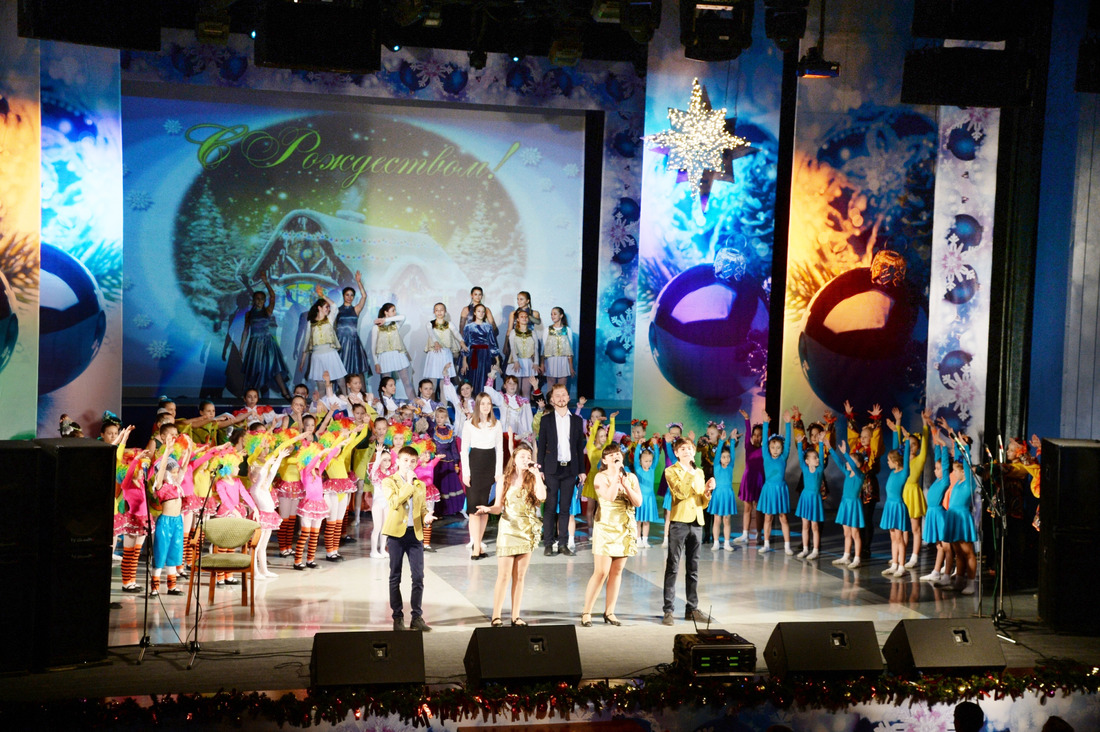 Праздничный концерт для детей подготовили лучшие творческие коллективы ООО "Газпром трансгаз Ставрополь"