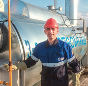 Ровесник Газпрома Марат Арсагов на рабочем месте