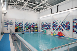 Малый бассейн в физкультурно-оздоровительном комплексе в Тихвине.