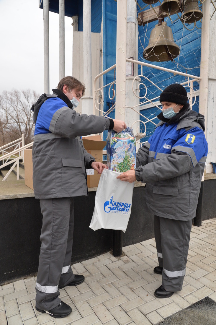 Газовики подготавливают подарки для воспитанников воскресной школы станицы Рождественской Ставропольского края