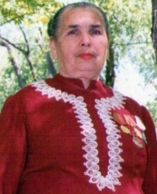Антонина Павловна ДУХНЕНКО (род. в 1926 году)