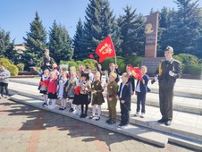 Акция "Знамя Победы" в поселке Рыздвяном. Фото Алексея Фищева