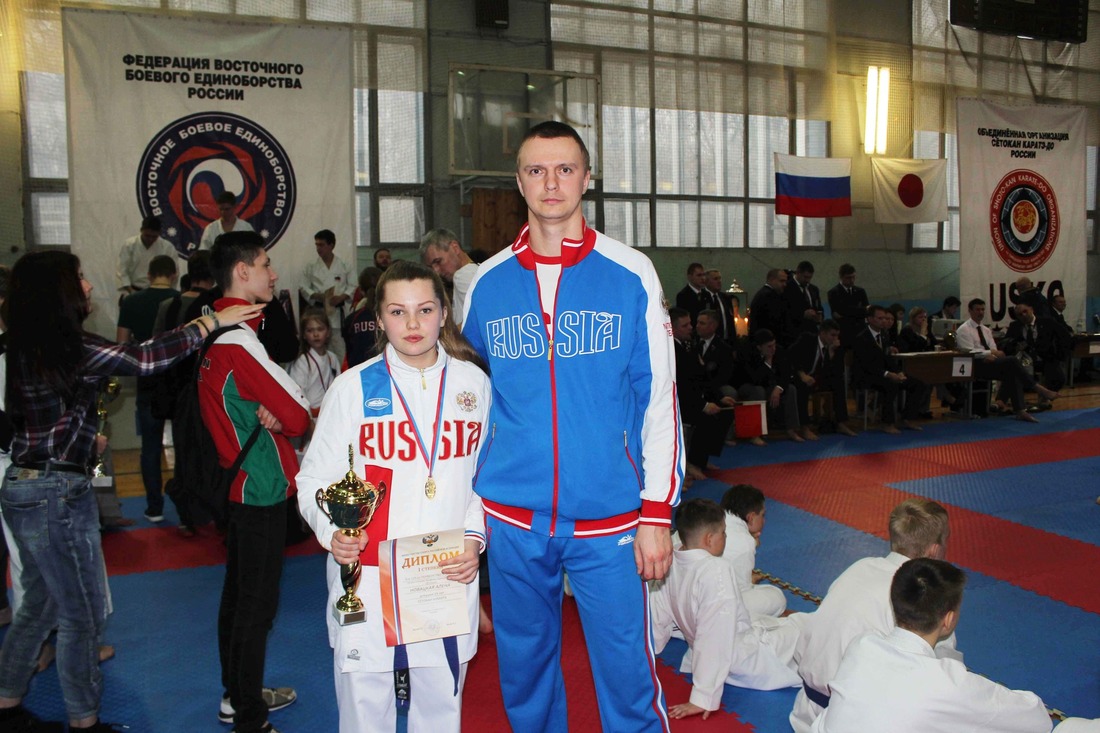 Победительница соревнований Алена Новацкая с тренером Евгением Ченцовым