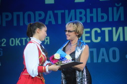 Лауреат III степени корпоративного фестиваля «Факел» — Александра Беднягина.