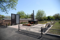 Восстановленный мемориал на Братской могиле хутора Утренняя Долина Ставропольского края