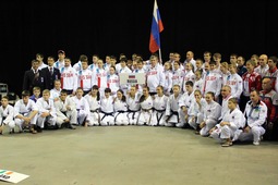 Сборная России по сетокан карате-до на чемпионате мира в Ливерпуле.