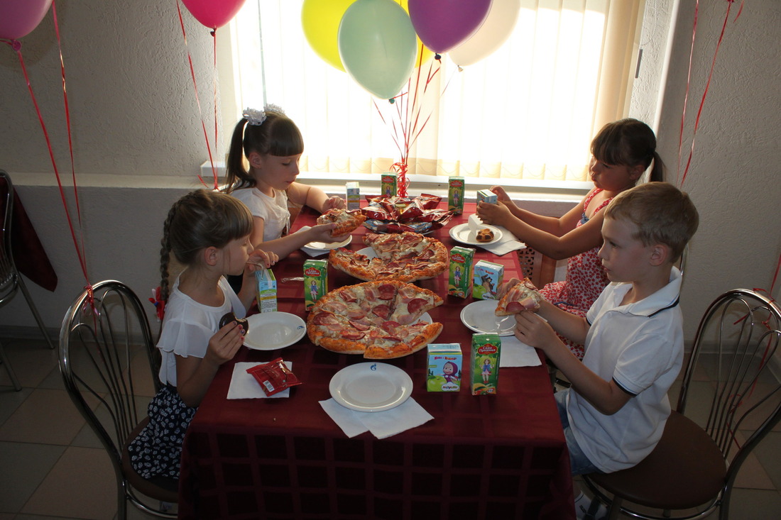 Сладкий стол для детей работников Привольненского ЛПУМГ