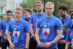 Владимир Приставка (посередине). Фото ООО "Газпром трансгаз Уфа"