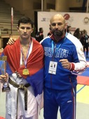 Данила Мащенко (слева) и тренер Виктор Мащенко (справа), 34-й чемпионат Европы, Испания, 22-24 ноября 2019 года